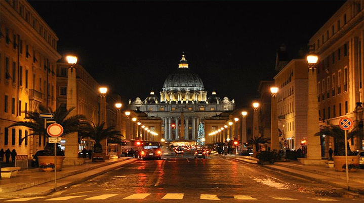 Aziz Petrus Bazilikası, Vatikan