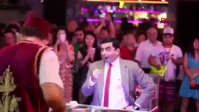 Türk dondurmacı 'Mr Bean'i şakaladı