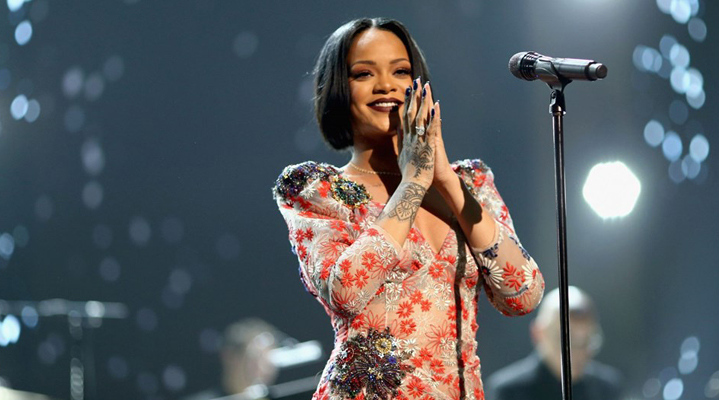 7. Rihanna (37.5 milyon dolar)