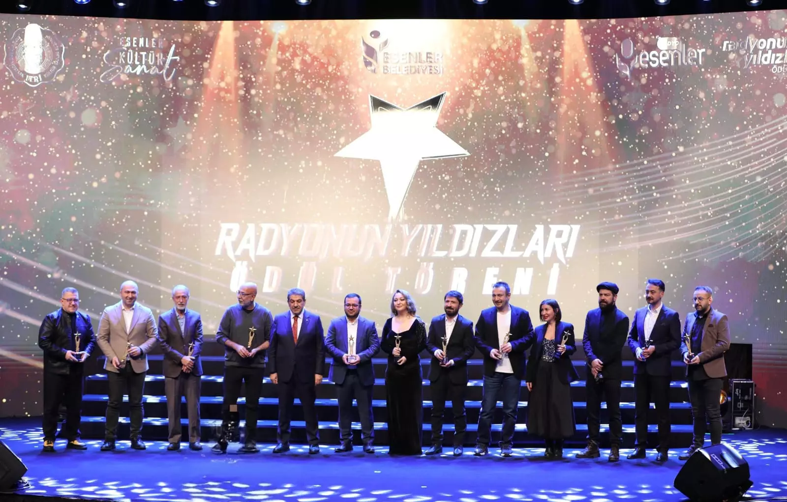 Radyonun Yıldızları'ndan Alem FM'e 3 Ödül!